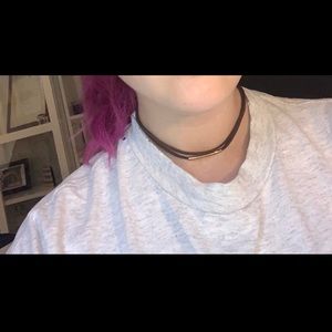 LIGHTLY USED FOREVER 21 CHOKER NECKLACE JEWELRY